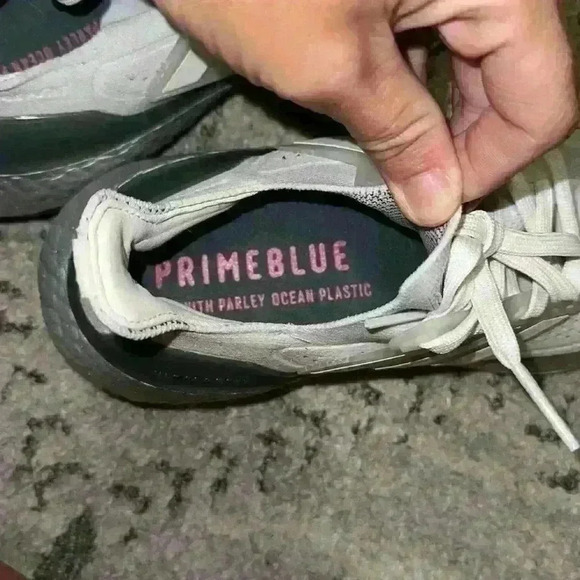 adidas UltraBOOST 21 Crystal White - Picture 7 of 8